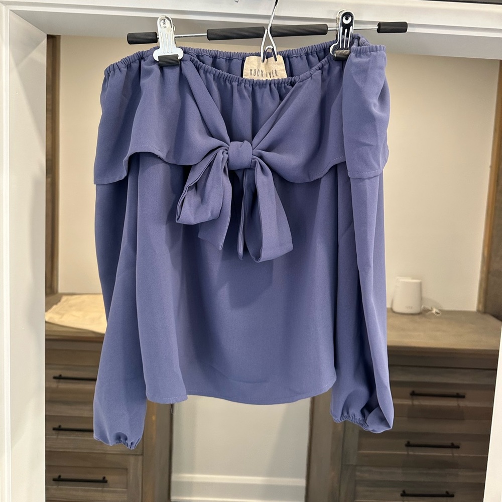 Blue Off the Shoulder Moon River Top - XS